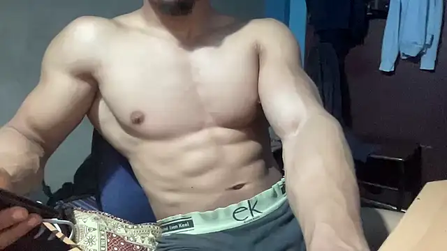 Snapshot of veilofstrength chatting on September 2025 11:59:01 PM veilofstrength online show from September 2025 11:59:01 PM