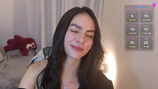 sarah saenz  online show from June 2026 03:36:01 PM