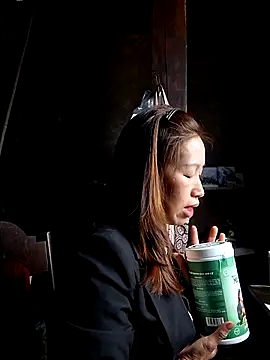 ngocngoc cute online show from November 2025 01:37:01 AM