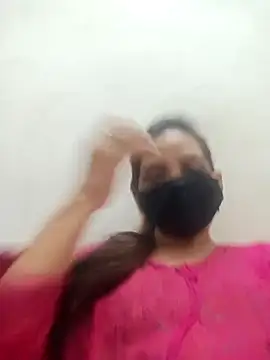 soni yhakur online show from April 2026 04:04:02 PM