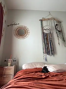 lilcubangoddess online show from September 2025 03:44:01 PM