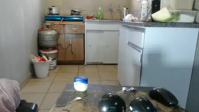 YummySyriaxoxo online show from October 2025 03:53:01 PM