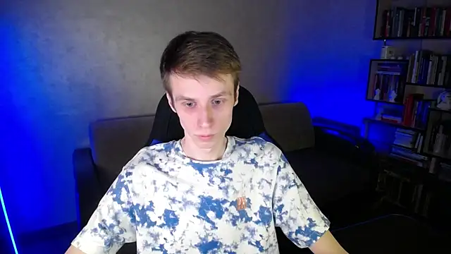 yes cute boy  online show from February 2026 03:16:02 PM