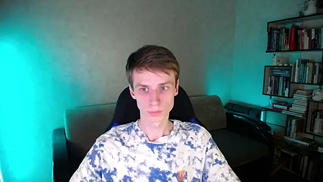 yes cute boy  online show from February 2026 06:14:01 PM