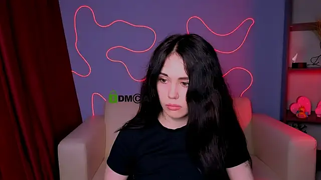 Snapshot of riley_sanders chatting on December 2025 08:25:01 PM riley sanders online show from December 2025 08:25:01 PM