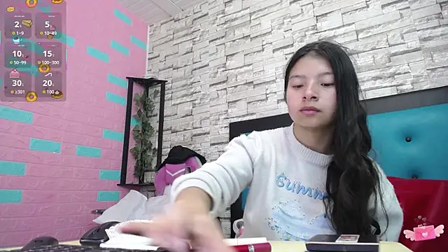 maily can online show from October 2025 12:50:01 PM