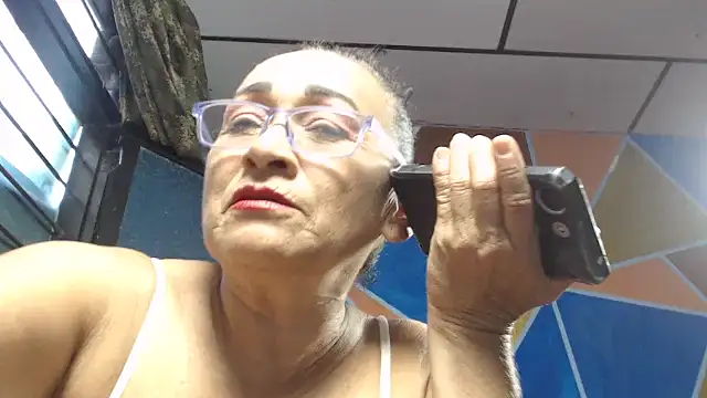 maggi hotsson online show from January 2026 10:12:02 PM