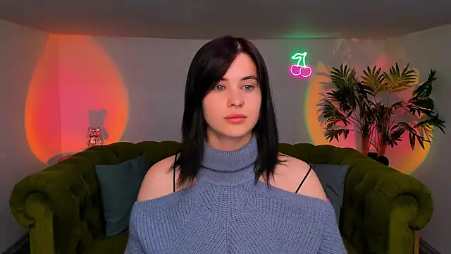 lil angel  online show from October 2025 08:58:01 AM