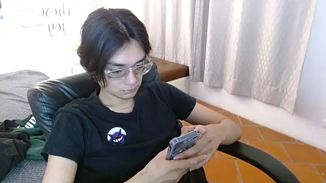 davoxer online show from September 2025 02:26:01 AM