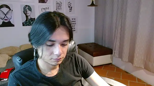 davoxer online show from October 2025 03:48:01 AM