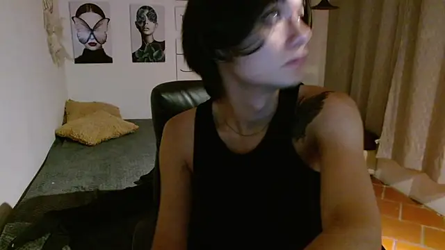 davoxer online show from October 2025 03:38:01 AM