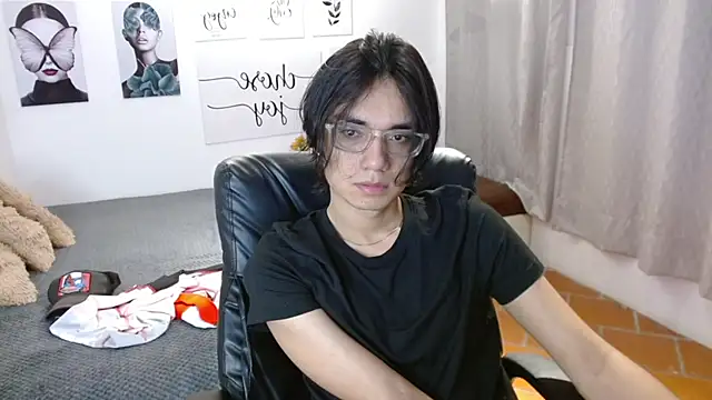 davoxer online show from October 2025 03:23:02 AM