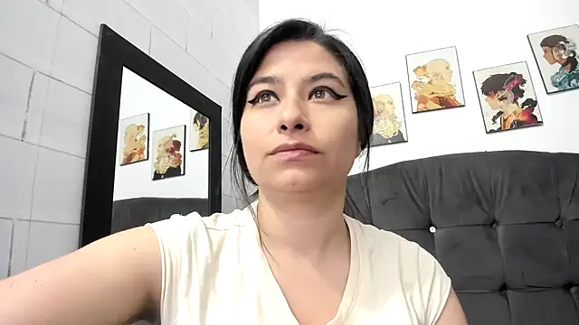 Snapshot of _Roxxxane_09 chatting on November 2025 07:27:01 PM Roxxxane 09 online show from November 2025 07:27:01 PM