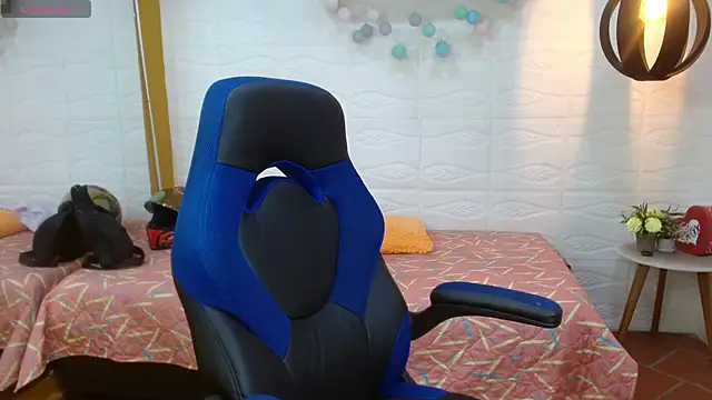 markbowie online show from November 2025 08:38:02 PM