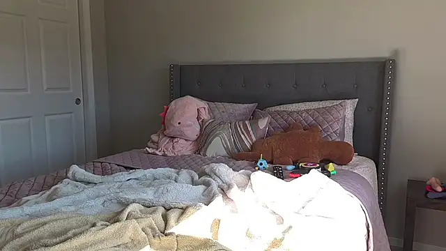 bambifarrina online show from October 2025 05:43:01 PM