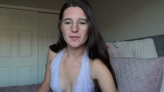 bambifarrina online show from June 2026 12:27:01 AM