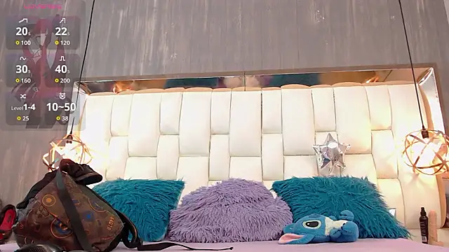 Foxxy Doll online show from February 2026 09:13:01 PM