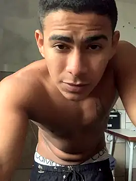 Novindot23cm online show from October 2025 07:03:02 PM