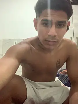 Snapshot of Novindot23cm chatting on June 2026 01:28:02 AM Novindot23cm online show from June 2026 01:28:02 AM