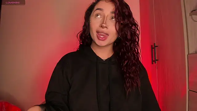 Snapshot of scarlett_Collinss chatting on February 2026 04:53:02 AM scarlett Collinss online show from February 2026 04:53:02 AM