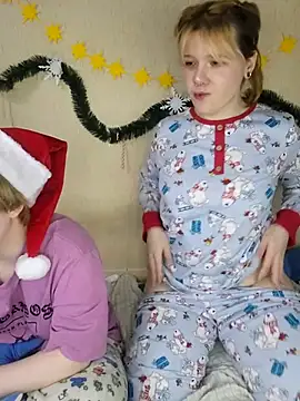 Snapshot of xrixsyx_and_ricky chatting on December 2025 04:03:02 PM xrixsyx and ricky online show from December 2025 04:03:02 PM