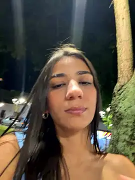 -juicy  online show from January 2026 11:30:01 PM