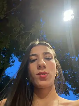 -juicy  online show from June 2026 11:24:02 PM