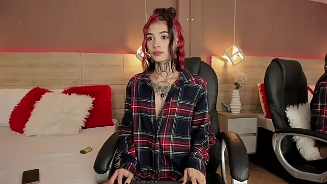 Snapshot of aa_lunit chatting on February 2026 02:11:02 PM aa lunit online show from February 2026 02:11:02 PM