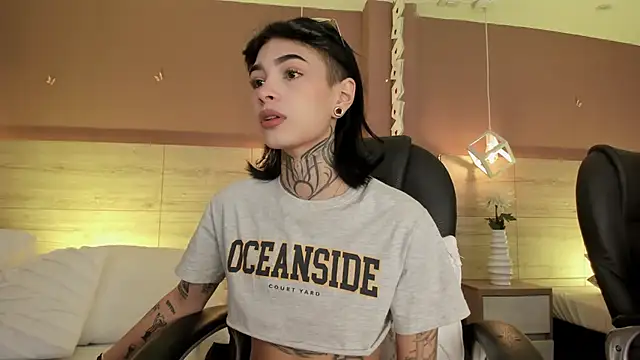 Snapshot of aa_lunit chatting on February 2026 02:28:01 PM aa lunit online show from February 2026 02:28:01 PM