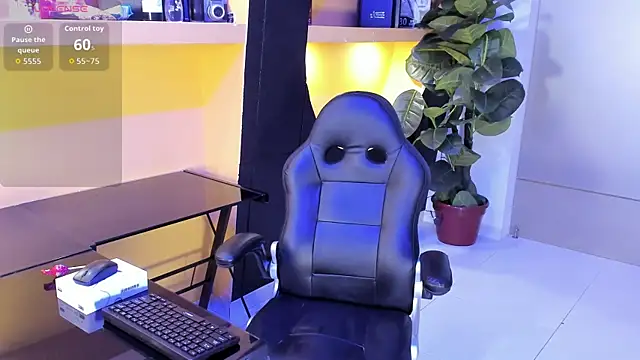 Bela Jones online show from September 2025 03:34:01 AM