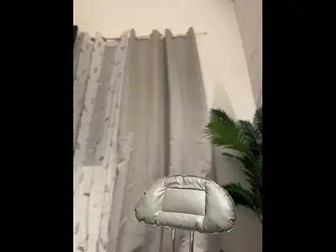 Sugarcandyyy online show from April 2026 05:24:02 PM