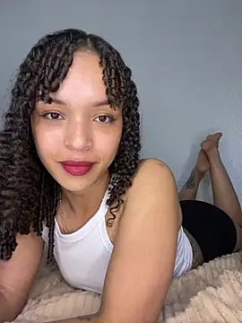 Yasmin777  online show from January 2026 02:39:02 AM