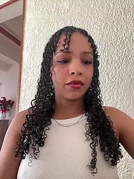 Yasmin777  online show from February 2026 07:13:02 PM