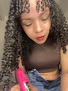 Yasmin777  online show from April 2026 12:14:02 AM