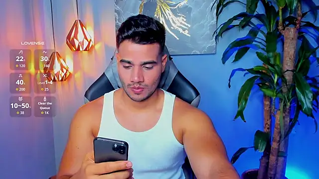 AndresR3 online show from November 2025 04:49:01 AM