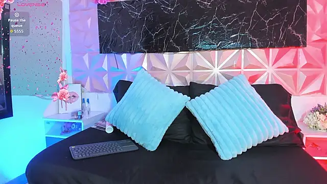 Snapshot of Scarlet_fx chatting on February 2026 12:54:01 PM Scarlet fx online show from February 2026 12:54:01 PM