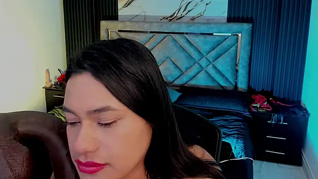 Issafoxx online show from September 2025 11:56:02 AM