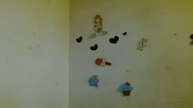 Akasha001 online show from October 2025 11:27:01 AM