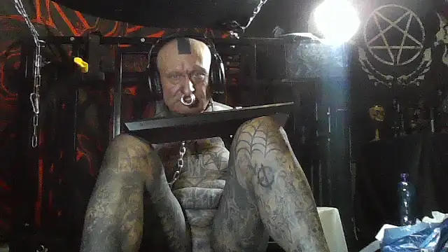 object857 online show from April 2026 08:06:02 PM