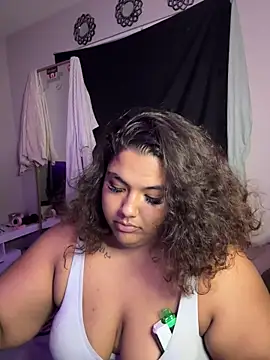 1n0nlythroat online show from October 2025 02:36:02 AM