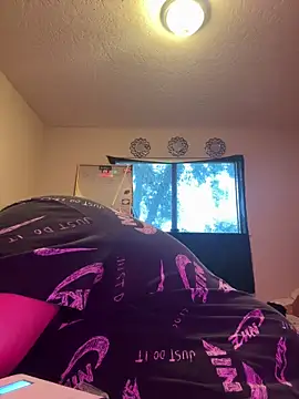 1n0nlythroat online show from February 2026 09:30:02 PM