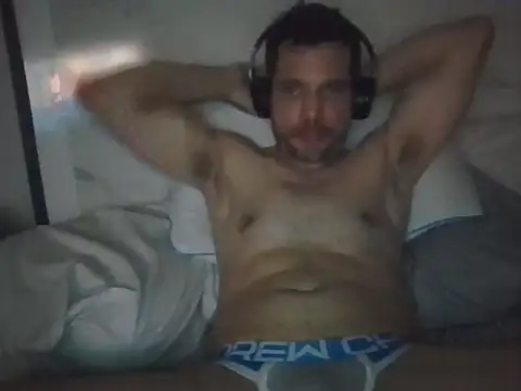 Snapshot of cloudsnfun chatting on April 2026 09:39:01 AM cloudsnfun online show from April 2026 09:39:01 AM