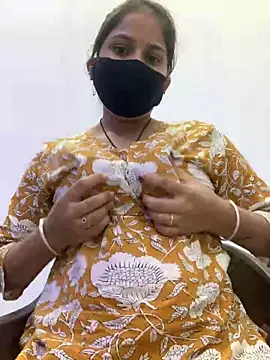 misharani00 online show from September 2025 01:05:02 PM