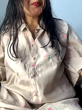 misharani00 online show from November 2025 10:36:01 AM