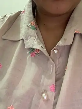 misharani00 online show from November 2025 11:43:02 AM