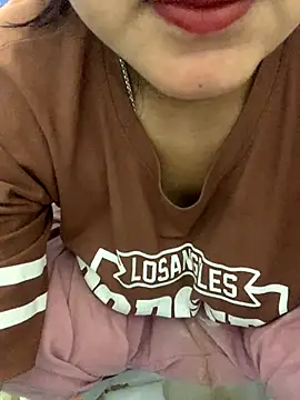 misharani00 online show from November 2025 03:52:01 AM