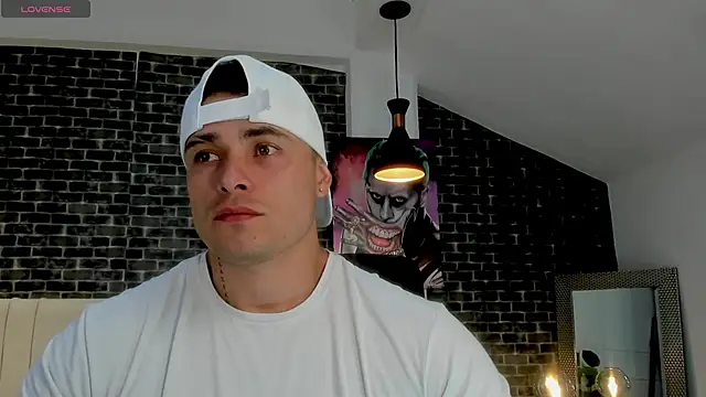 connorsmiith online show from April 2026 11:05:02 PM