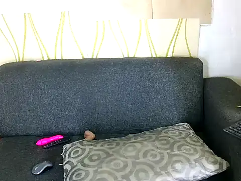 Pickinglady21 online show from October 2025 06:30:02 AM