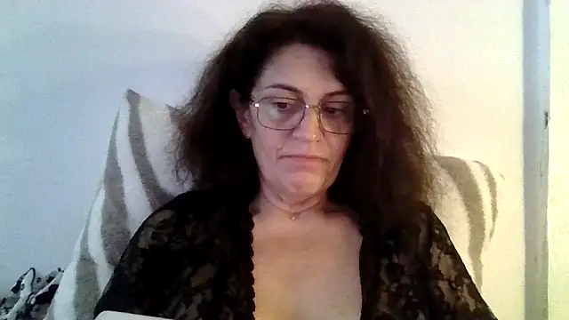 RubyyRosee online show from October 2025 01:46:02 PM