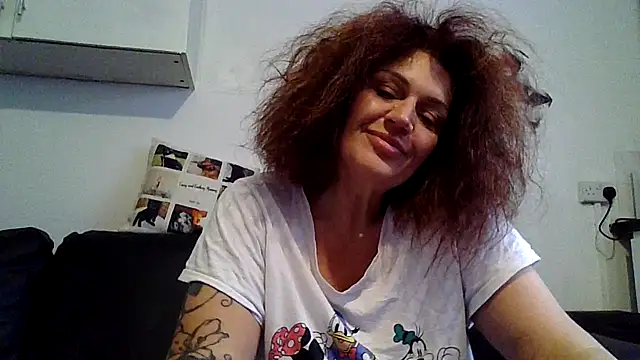 RubyyRosee online show from May 2026 05:37:02 AM